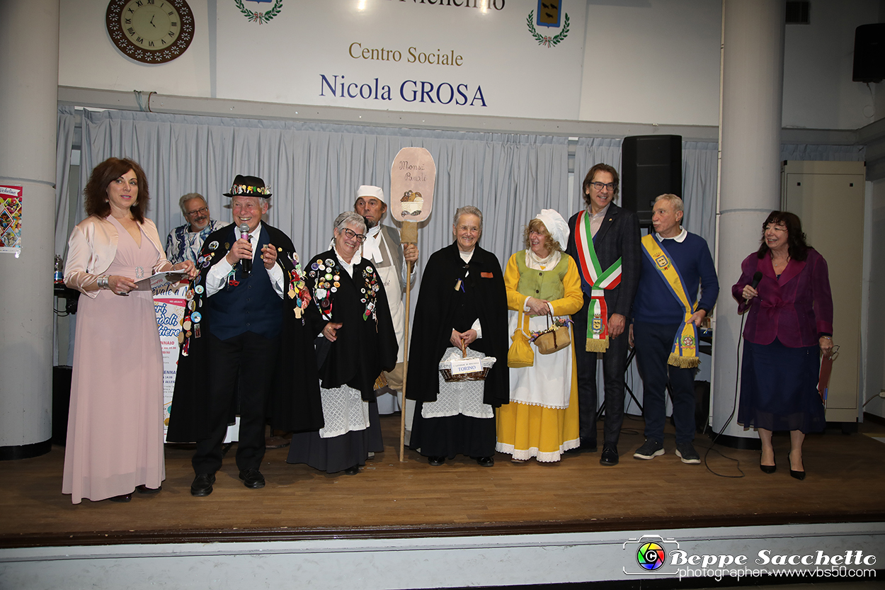 VBS_2776 - VBS_2392 - Investitura Maschere Carnevale di Nichelino 2024.jpg